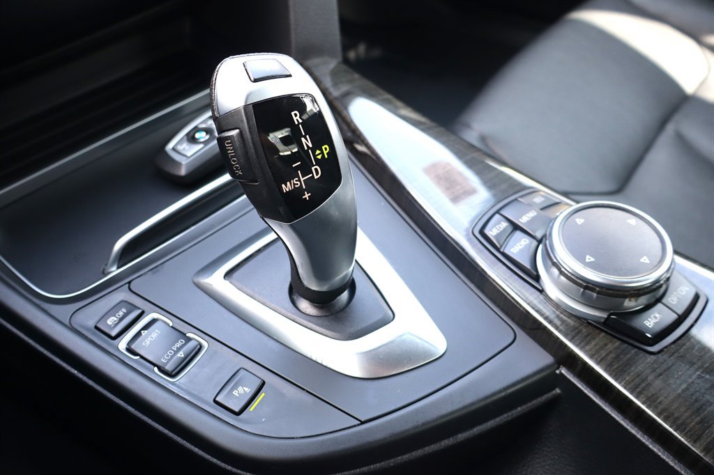Used 2016 BMW 340i Sedan RWD image 30