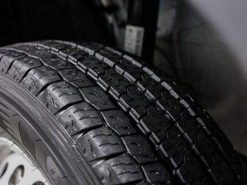 Used 2024 RAM ProMaster 2500 w/ Convenience Group image 7