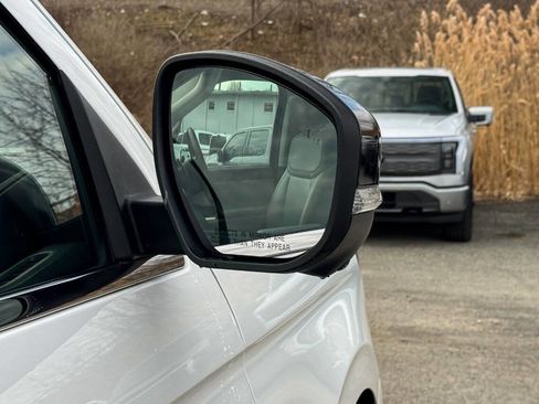 Used 2025 Ford Expedition Active AWD/4WD image 12