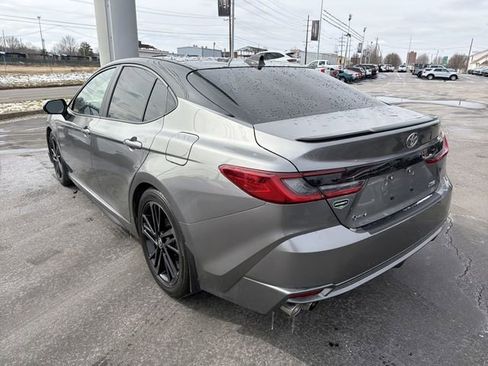 Used 2025 Toyota Camry XSE image 5
