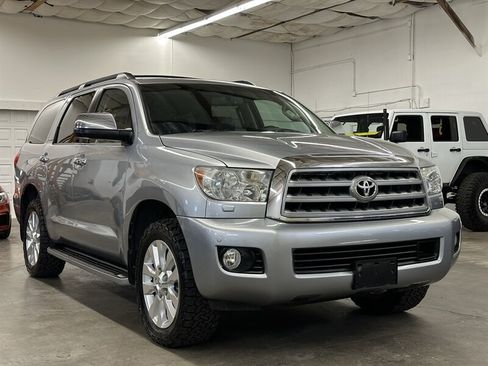 Used 2010 Toyota Sequoia Platinum AWD/4WD image 1