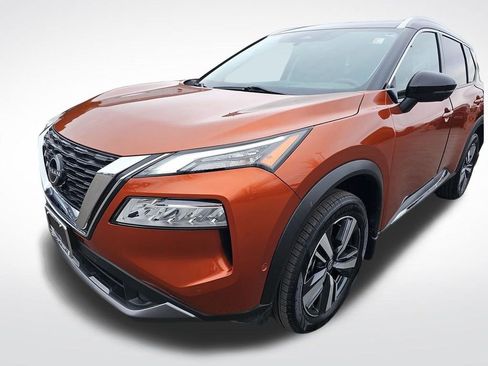 Used 2023 Nissan Rogue SL w/ SL Premium Package image 24