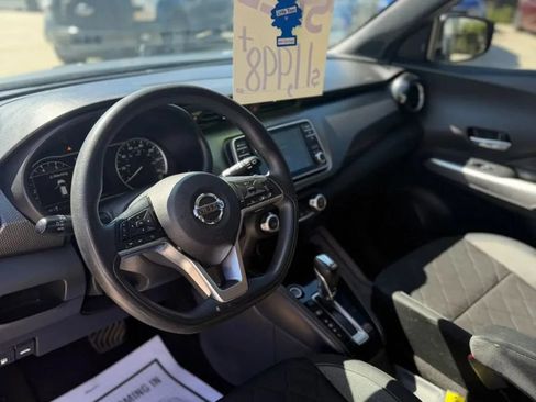 Used 2020 Nissan Kicks SV FWD image 10