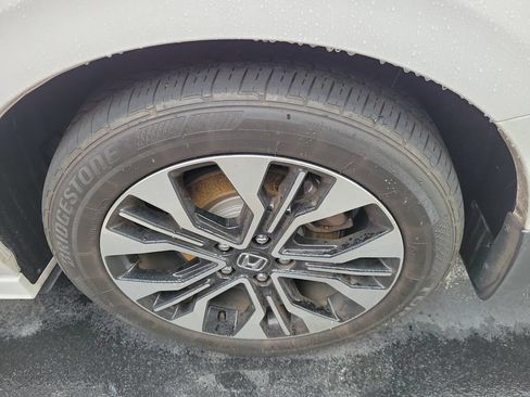 Used 2025 Honda Odyssey Elite image 15