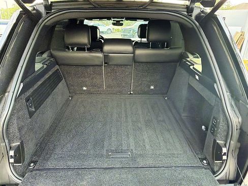 Used 2021 Land Rover Range Rover P525 Westminster Edition LWB AWD/4WD image 12