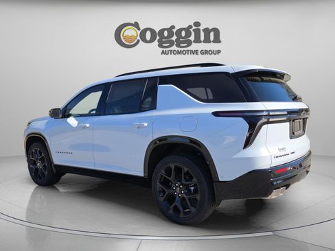 New 2026 Chevrolet Traverse RS w/ LPO, Floor Liner Package image 4