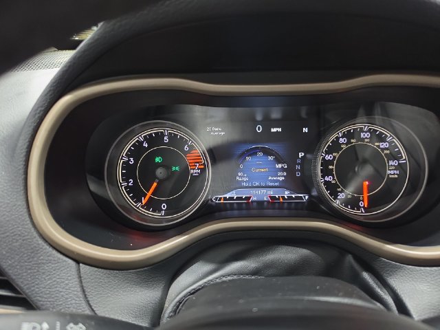 Used 2018 Jeep Cherokee Limited AWD/4WD image 7
