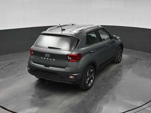 New 2026 Hyundai Venue SEL FWD image 29