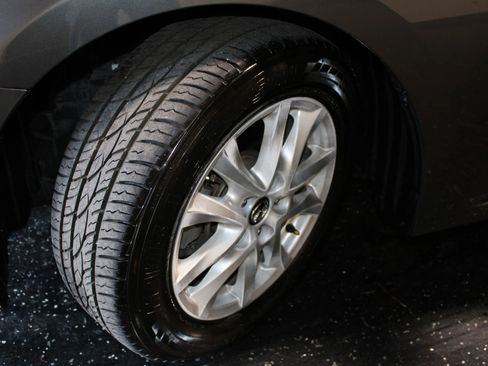 Used 2017 MAZDA MAZDA3 Sport w/ Preferred Equipment Package image 30