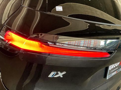 Used 2024 BMW iX xDrive50 w/ Premium Package image 29