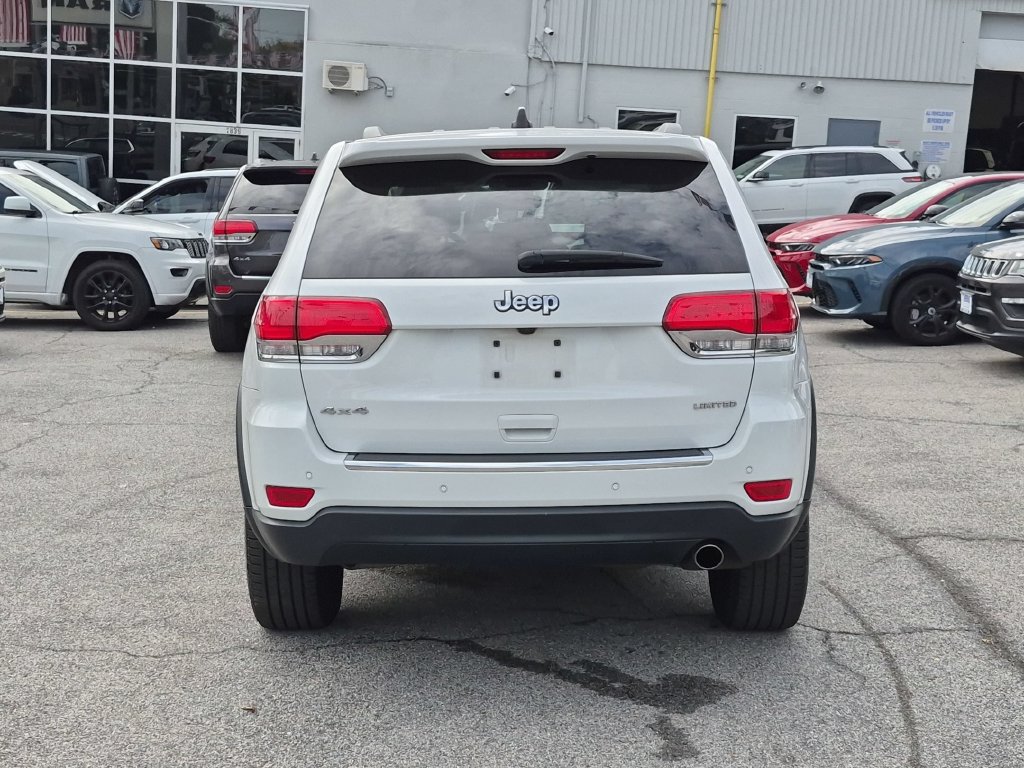 Used 2018 Jeep Grand Cherokee Limited AWD/4WD image 6