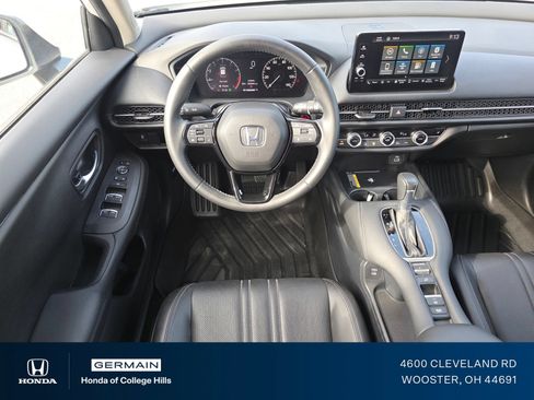Certified 2024 Honda HR-V EX-L image 3