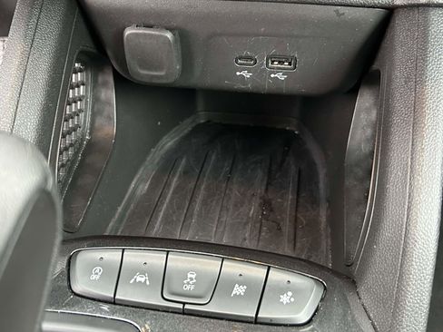 Used 2025 Chevrolet TrailBlazer LT image 25