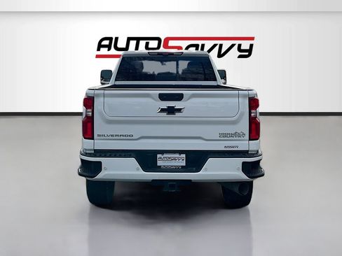 Used 2022 Chevrolet Silverado 3500 High Country w/ Z71 Off-Road Package AWD/4WD image 6