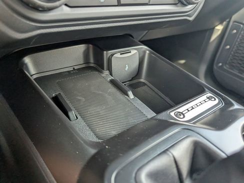 New 2025 Ford Bronco 4-Door image 15