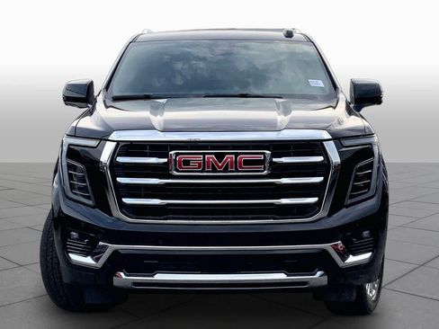 Used 2025 GMC Yukon Elevation AWD/4WD image 4