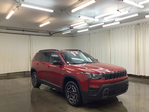 New 2026 Jeep Cherokee Limited AWD/4WD image 3
