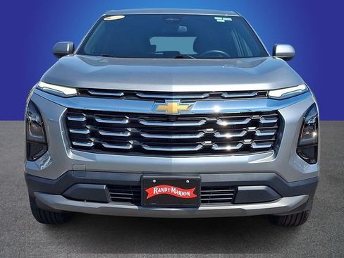Used 2026 Chevrolet Equinox LT AWD/4WD image 2