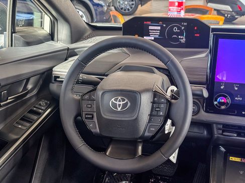 New 2026 Toyota C-HR AWD/4WD image 18