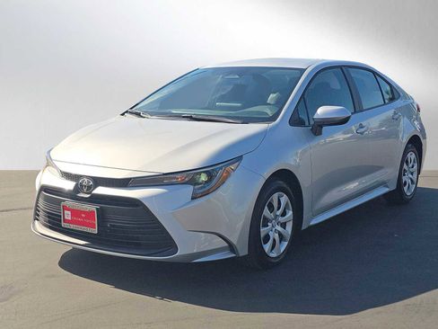 Certified 2025 Toyota Corolla LE image 7