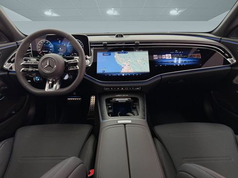 New 2026 Mercedes-Benz E 53 AMG e 4MATIC Sedan image 12