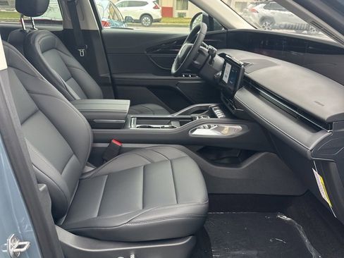 New 2026 Lincoln Nautilus Premier w/ Jet Appearance Package image 13