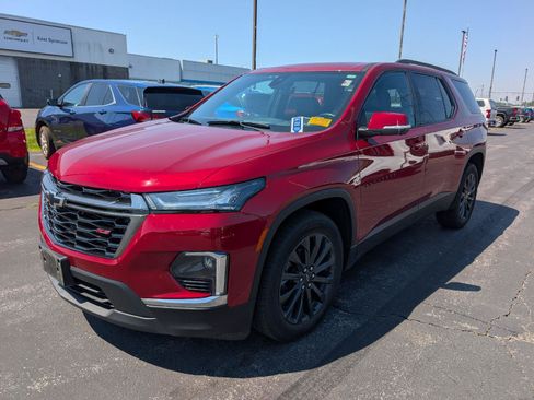 Used 2023 Chevrolet Traverse RS AWD/4WD image 4