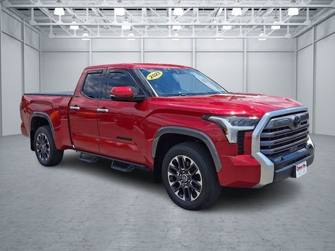 Used 2023 Toyota Tundra Limited w/ Power Package AWD/4WD image 11
