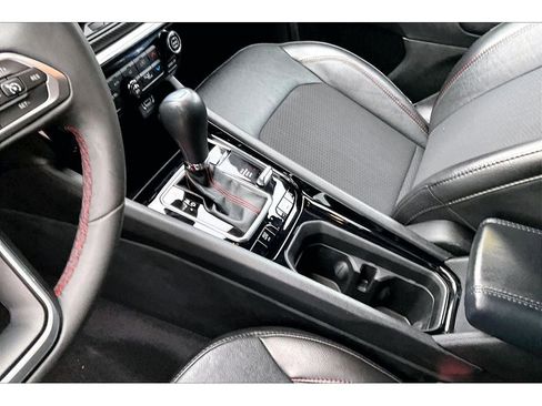 Used 2023 Jeep Compass Trailhawk image 15