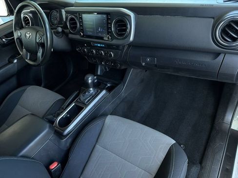 Used 2023 Toyota Tacoma TRD Sport AWD/4WD image 34