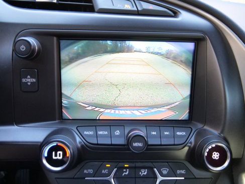 Used 2019 Chevrolet Corvette Stingray Convertible w/ 1LT image 11