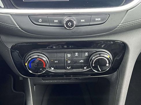 Used 2023 Buick Encore GX Preferred w/ Cold Weather Comfort Package FWD image 25