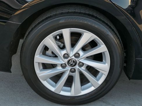 Used 2023 Toyota Camry LE image 10