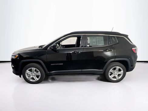 Used 2023 Jeep Compass Latitude AWD/4WD image 8