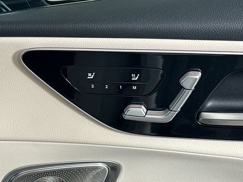 Certified 2026 Mercedes-Benz GLC 300 image 16
