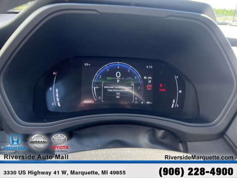 Used 2025 Toyota Grand Highlander AWD image 16