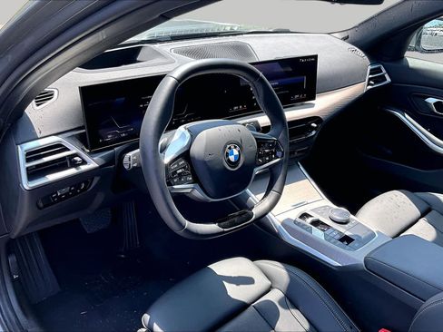 Certified 2025 BMW 330i Sedan RWD image 19