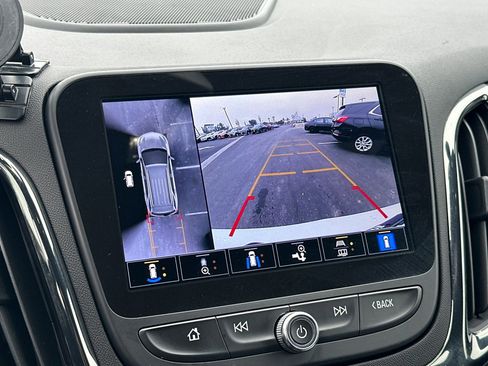 Used 2024 Chevrolet Equinox RS w/ RS Leather Package image 19