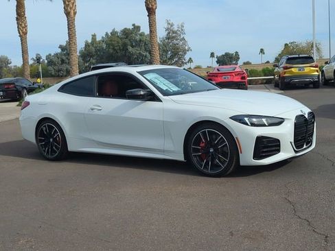 Used 2026 BMW M440i Coupe w/ Premium Package RWD image 4