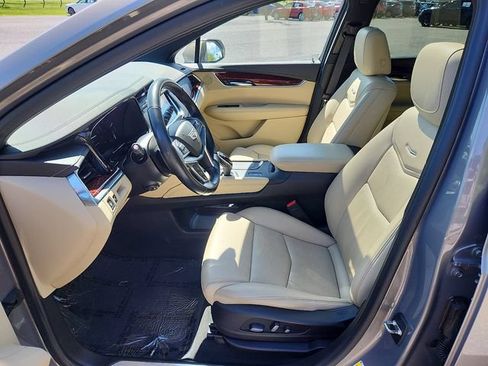 Used 2019 Cadillac XT5 Luxury FWD image 15