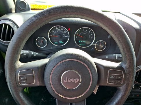 Used 2012 Jeep Wrangler Sport AWD/4WD image 15