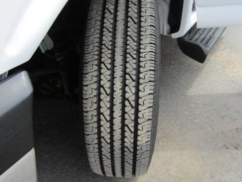 Used 2025 Chevrolet Express 3500 LT w/ LT Preferred Equipment Group RWD image 23
