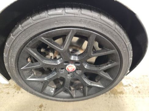 Used 2015 Jaguar F-TYPE Coupe image 10