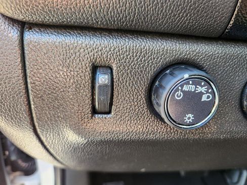 Used 2022 Chevrolet Colorado ZR2 w/ ZR2 Dusk Special Edition image 30