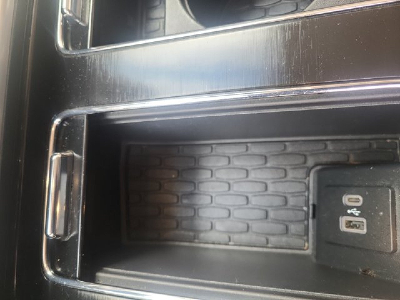 Used 2021 Lincoln Aviator AWD w/ Class IV Trailer Tow Package image 33