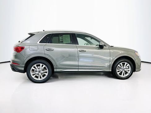 Used 2025 Audi Q3 2.0T Premium image 10
