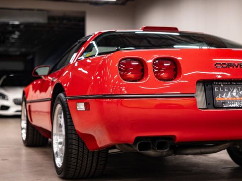 Used 1990 Chevrolet Corvette ZR-1 RWD image 33