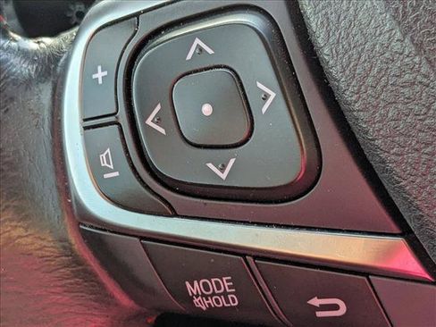 Used 2017 Toyota Camry SE image 8