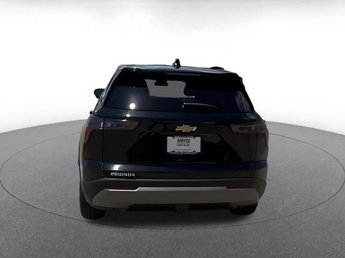Used 2025 Chevrolet Equinox LT FWD image 10