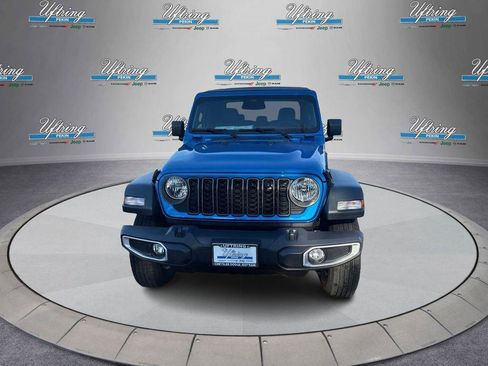 New 2026 Jeep Gladiator Sport AWD/4WD image 7